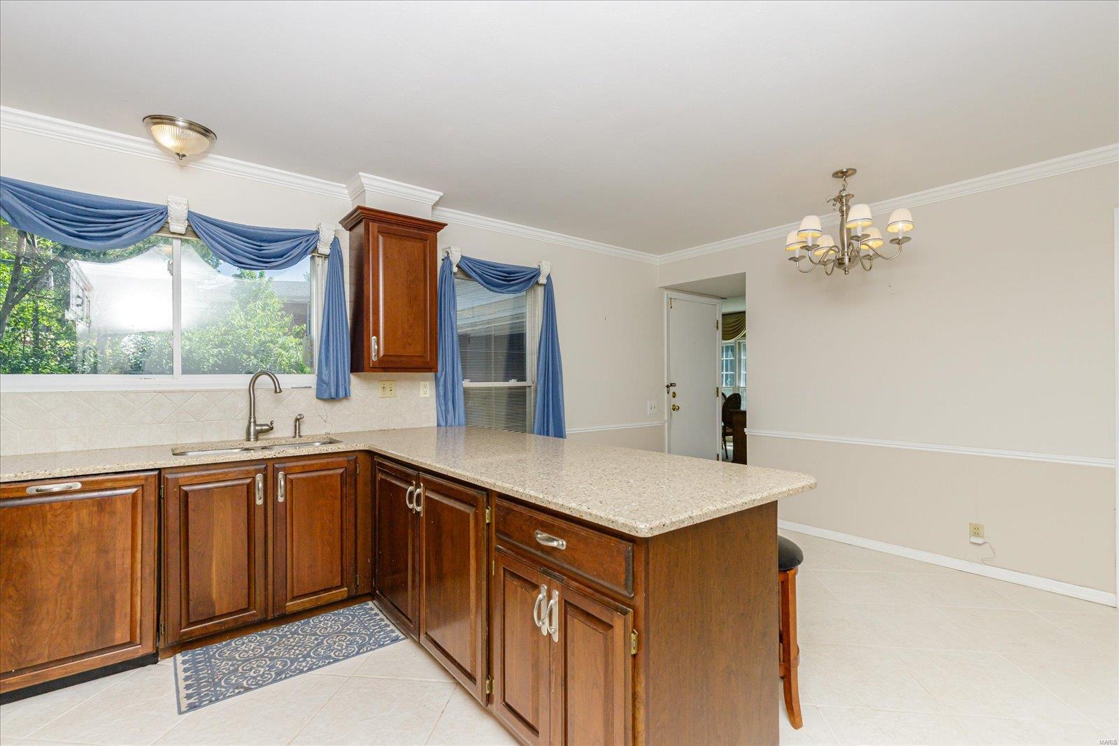 32 Ridgepoint Drive Chesterfield, MO 63017 - Photo 16 of 48 Gallery Image 16