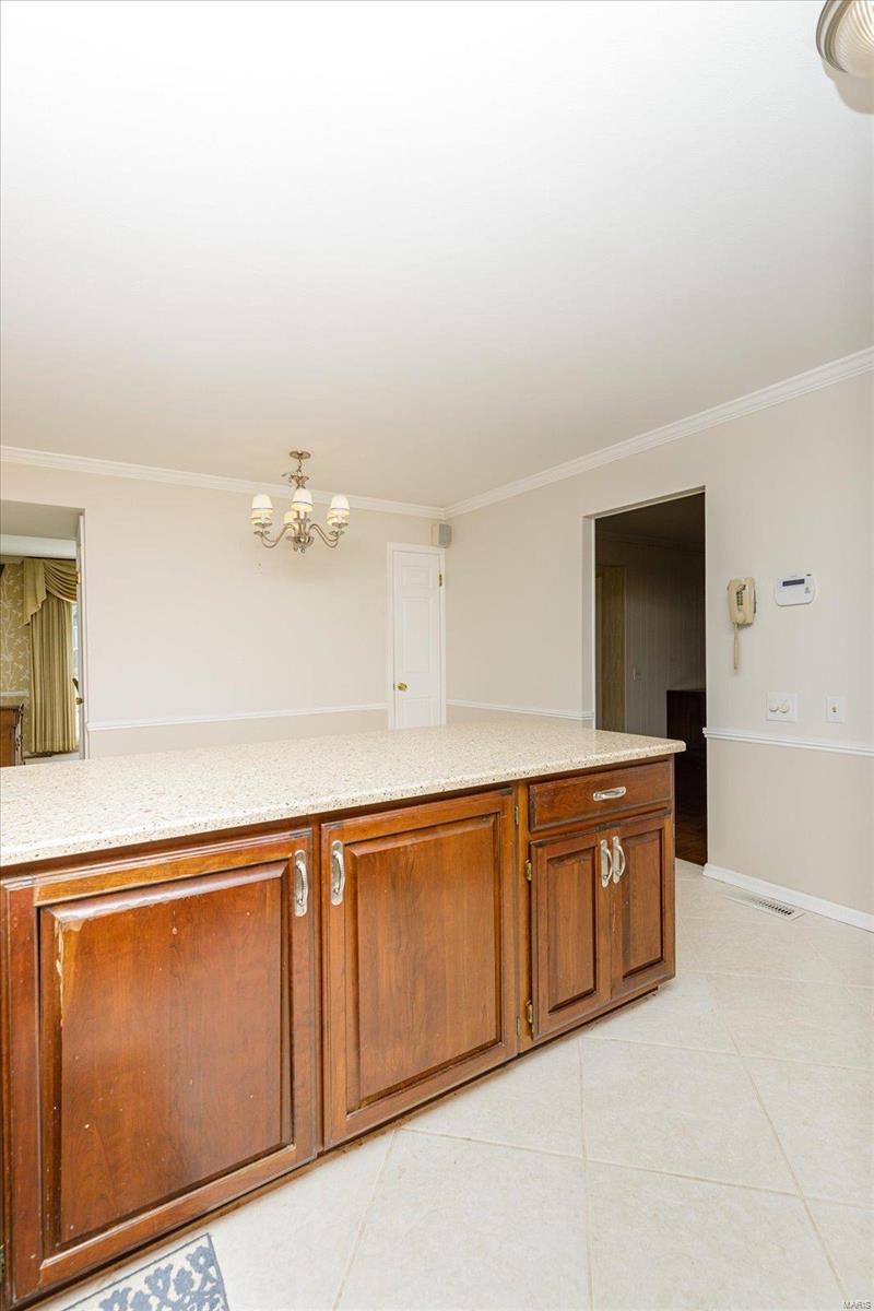 32 Ridgepoint Drive Chesterfield, MO 63017 - Photo 18 of 48 Gallery Image 18