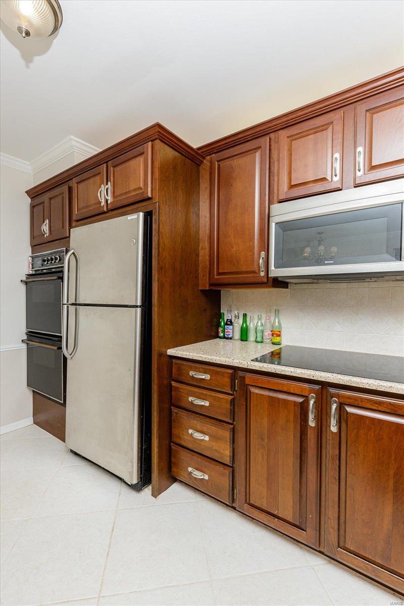32 Ridgepoint Drive Chesterfield, MO 63017 - Photo 21 of 48 Gallery Image 21