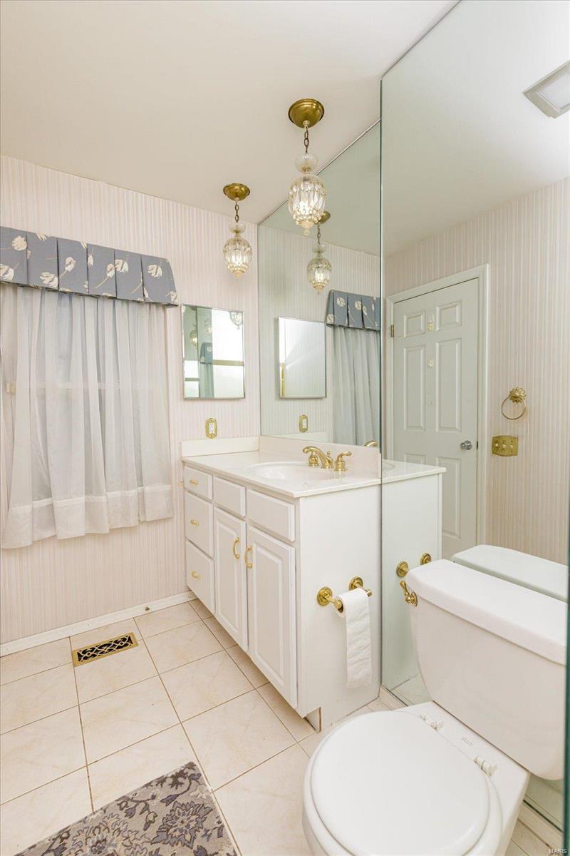 32 Ridgepoint Drive Chesterfield, MO 63017 - Photo 36 of 48 Gallery Image 36