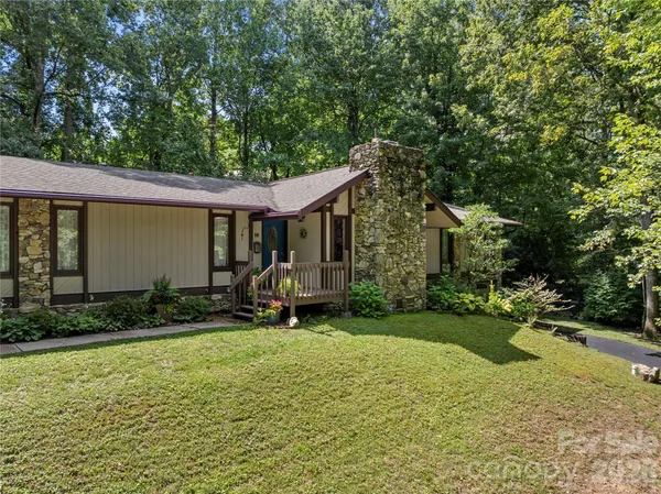 $599,000 | 10 Brook Forest Drive, Arden, NC 28704