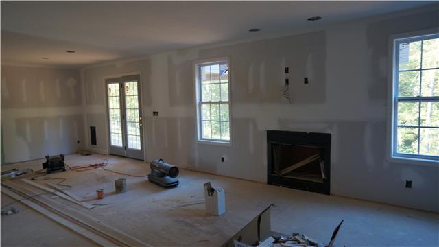 77 Pine Ridge Clarksville, TN 37040 - Photo 10 of 11 Gallery Image 10