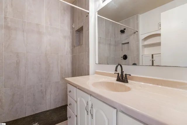 $150,000 | 3706 East North Street, Unit G3, Greenville, SC 29615