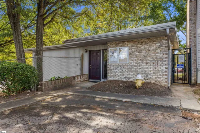 $150,000 | 3706 East North Street, Unit G3, Greenville, SC 29615