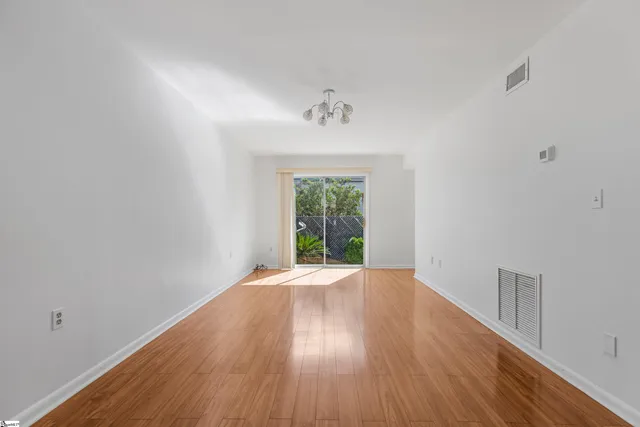 $150,000 | 3706 East North Street, Unit G3, Greenville, SC 29615