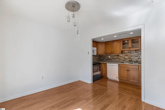 $150,000 | 3706 East North Street, Unit G3, Greenville, SC 29615