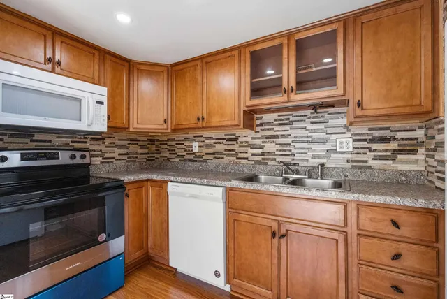 $150,000 | 3706 East North Street, Unit G3, Greenville, SC 29615