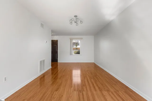 $150,000 | 3706 East North Street, Unit G3, Greenville, SC 29615