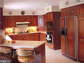 73 Potts Road Robbinsville, NJ 08691 - Photo 3 of 5