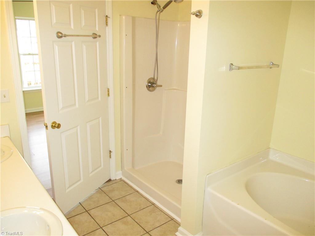 2780 WaterStone Loop High Point, NC 27265 - Photo 21 of 30