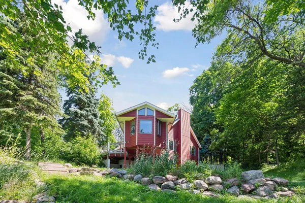 $824,000 | 8847 47th Street Southwest, Howard Lake, MN 55349
