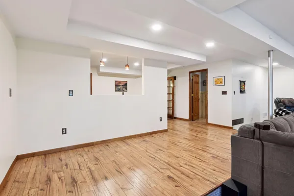 $824,000 | 8847 47th Street Southwest, Howard Lake, MN 55349