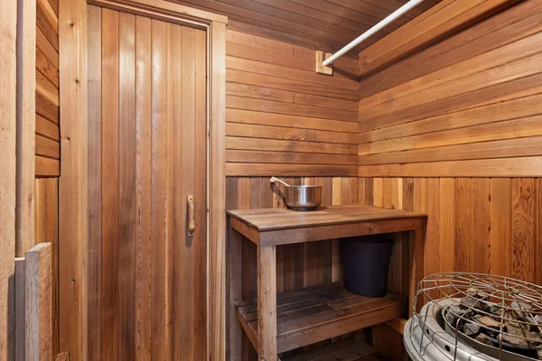 $824,000 | 8847 47th Street Southwest, Howard Lake, MN 55349