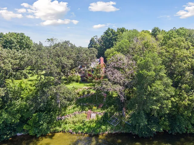 $849,000 | 8847 47th Street Southwest, Howard Lake, MN 55349