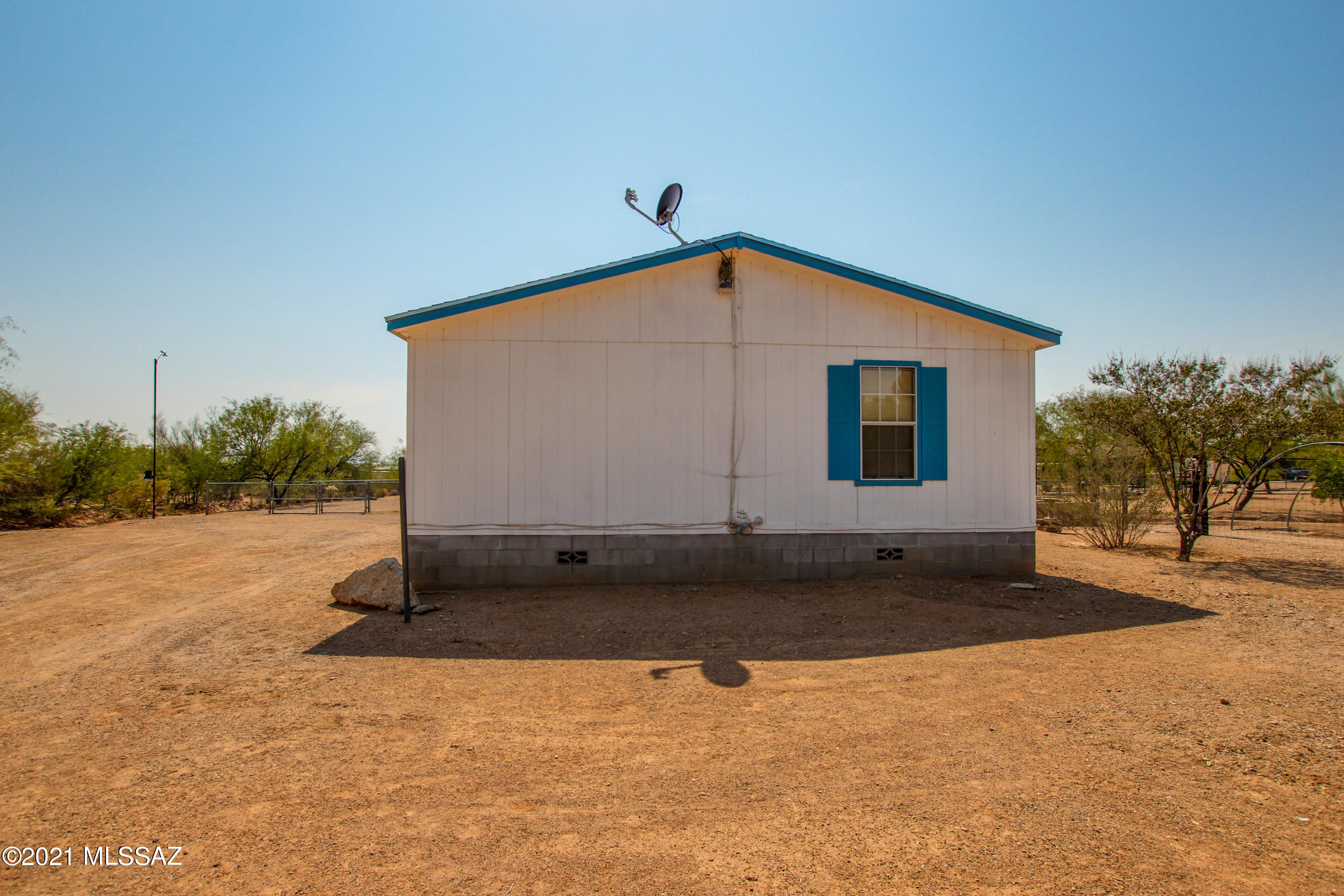 4152 South Deaver Road Tucson, AZ 85735 - Photo 33 of 40