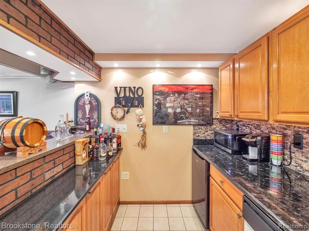 28159 Raleigh Crescent Drive, Unit 93 Chesterfield, MI 48051 - Photo 10 of 15