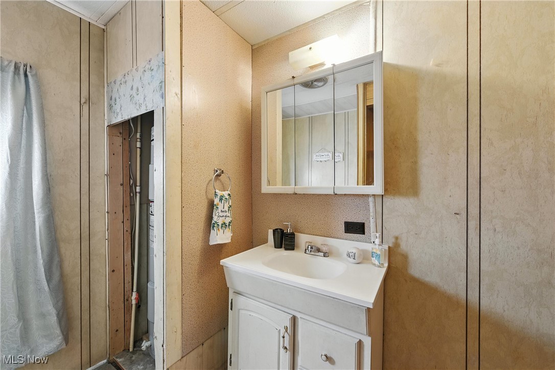 100 Raleigh Drive Elyria, OH 44035 - Photo 23 of 41 Gallery Image 23
