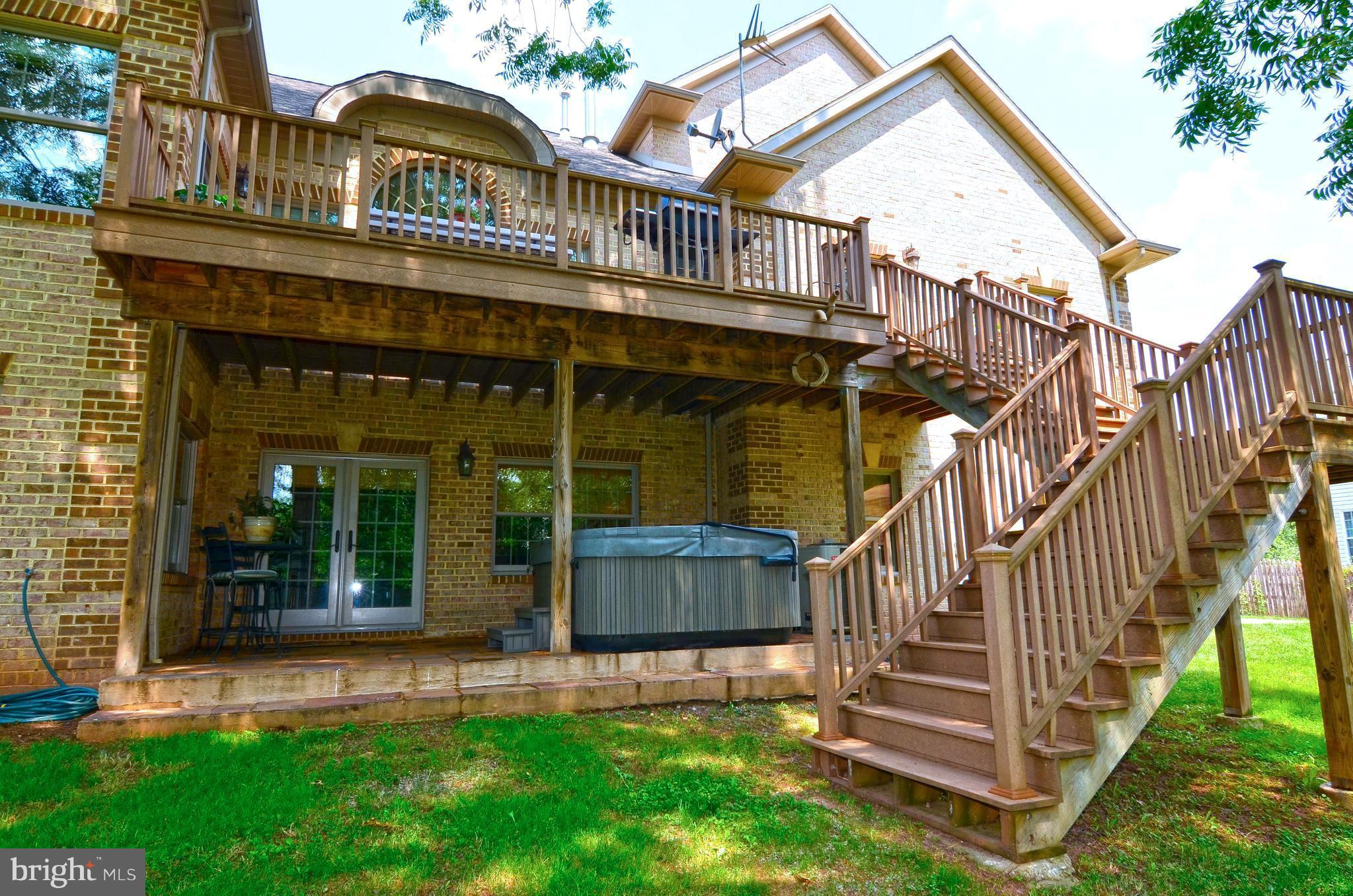 3821 Chantilly Road Chantilly, VA 20151 - Photo 4 of 33 Trex Deck with Stamped Concrete Patio