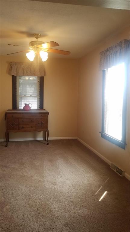 549 Adams Street Rochester, PA 15074 - Photo 6 of 25 Gallery Image 6