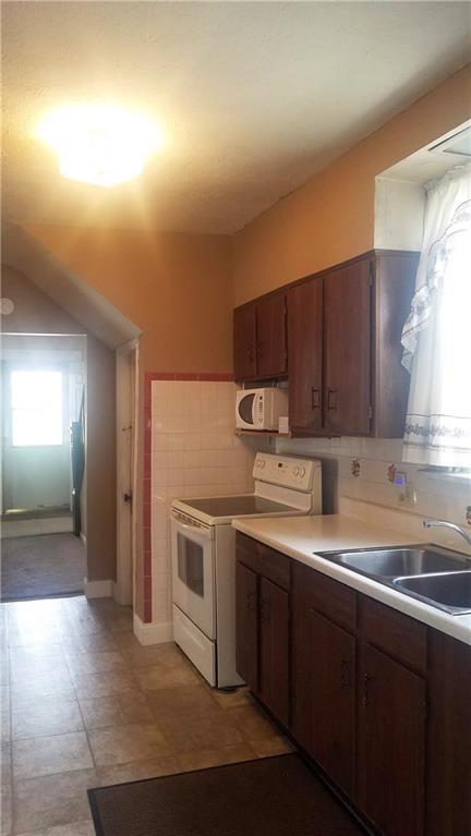 549 Adams Street Rochester, PA 15074 - Photo 9 of 25 Gallery Image 9