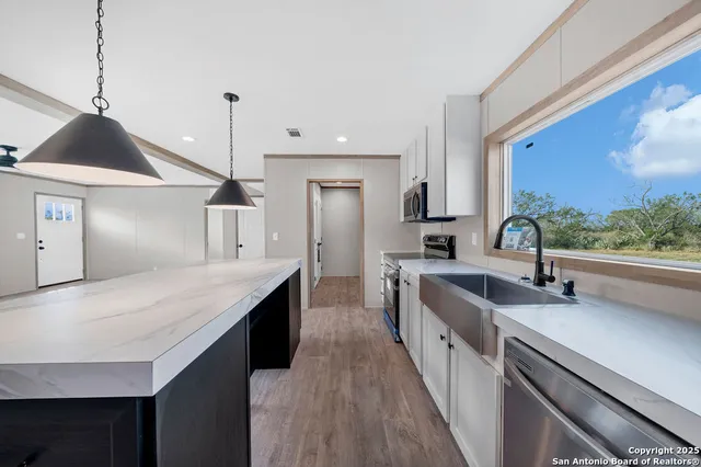 $299,950 | 149 County Road 2644, Devine, TX 78057