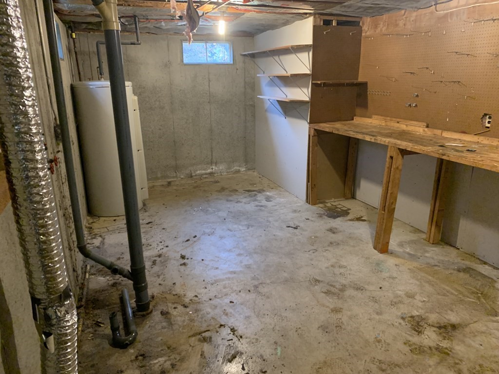 16 Peabody Road Shirley, MA 01464 - Photo 14 of 20 a view of utility room