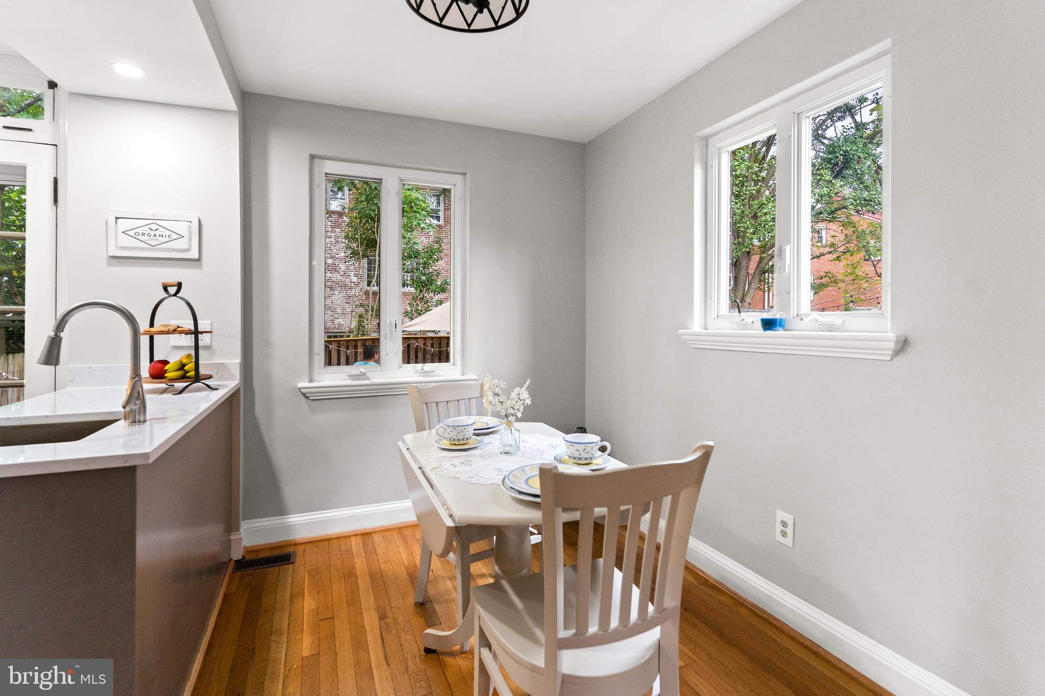 1112 Portner Road Alexandria, VA 22314 - Photo 11 of 55