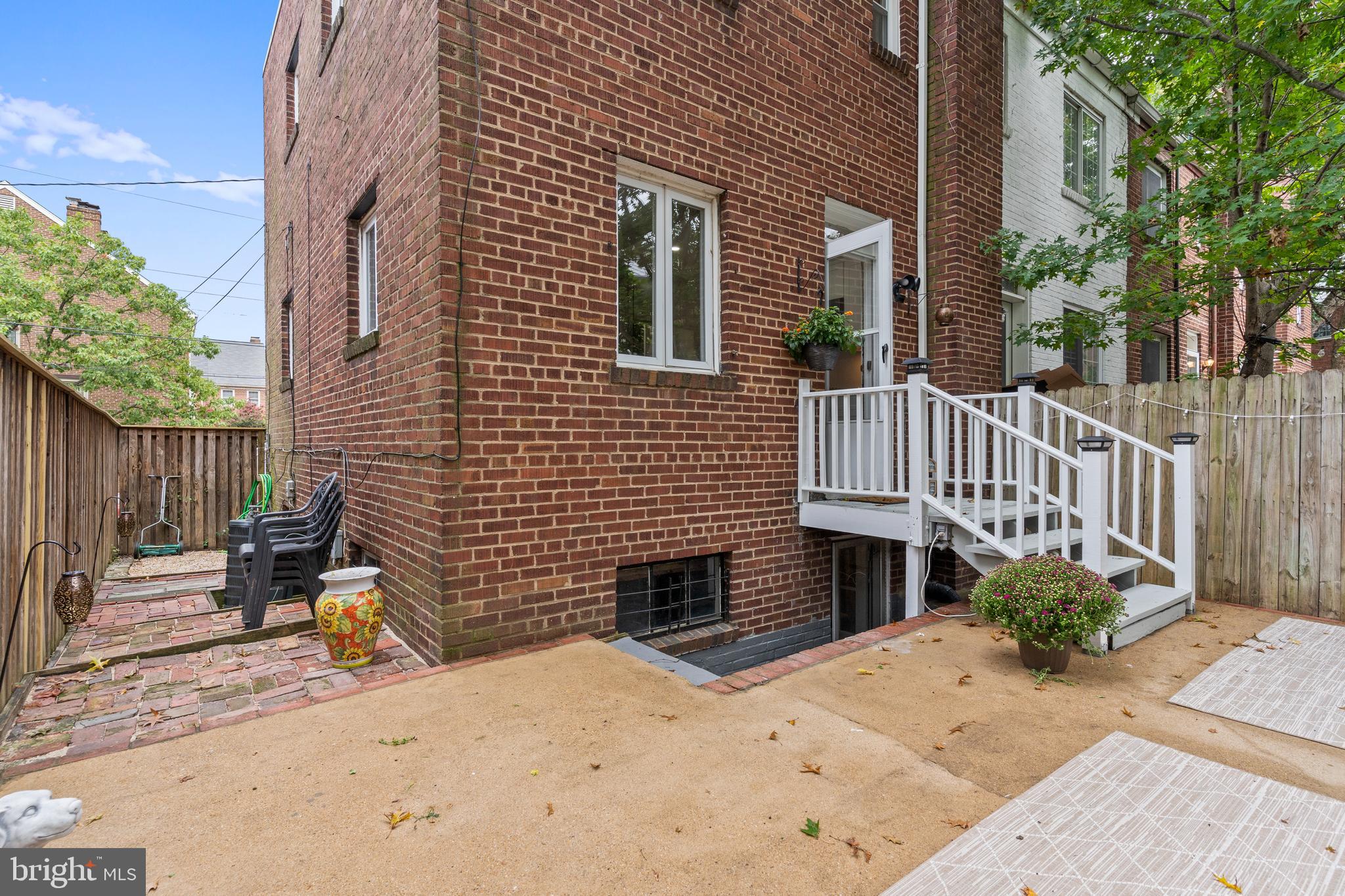 1112 Portner Road Alexandria, VA 22314 - Photo 43 of 55
