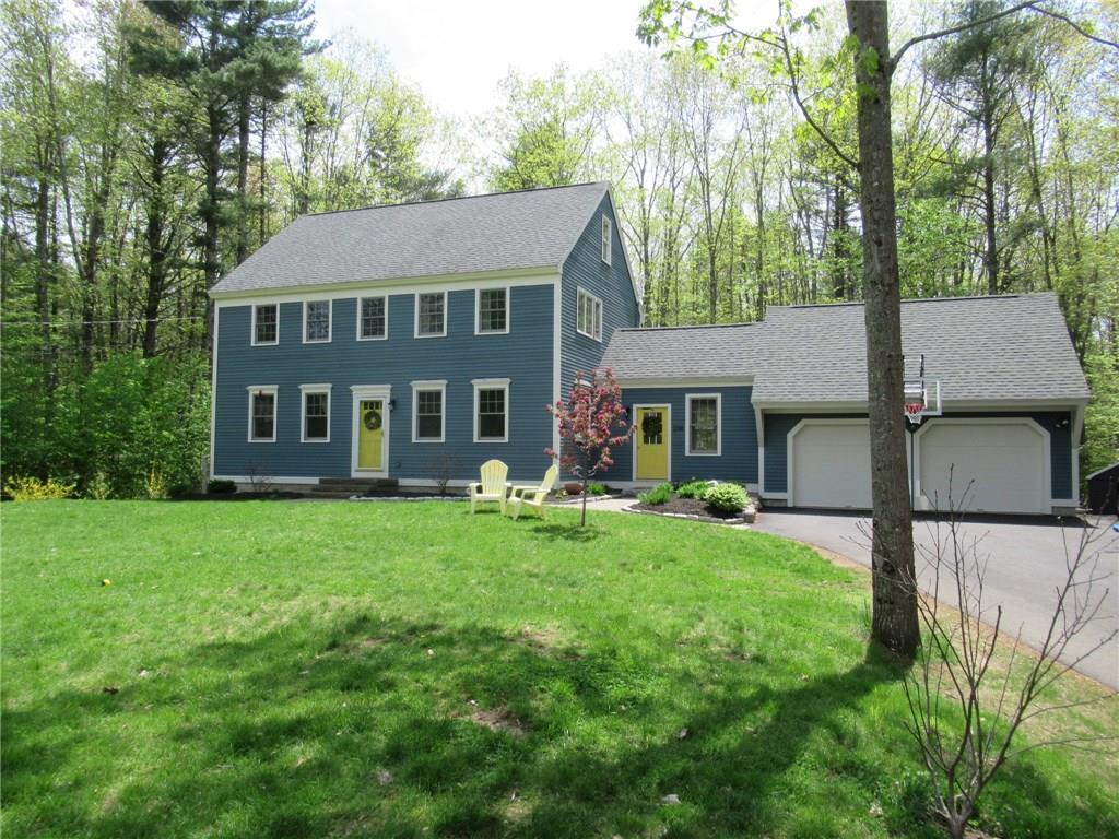 236 Mountain Road Cape Neddick, ME 03902 - Photo 1 of 28 Exterior of house with 2 car garage...