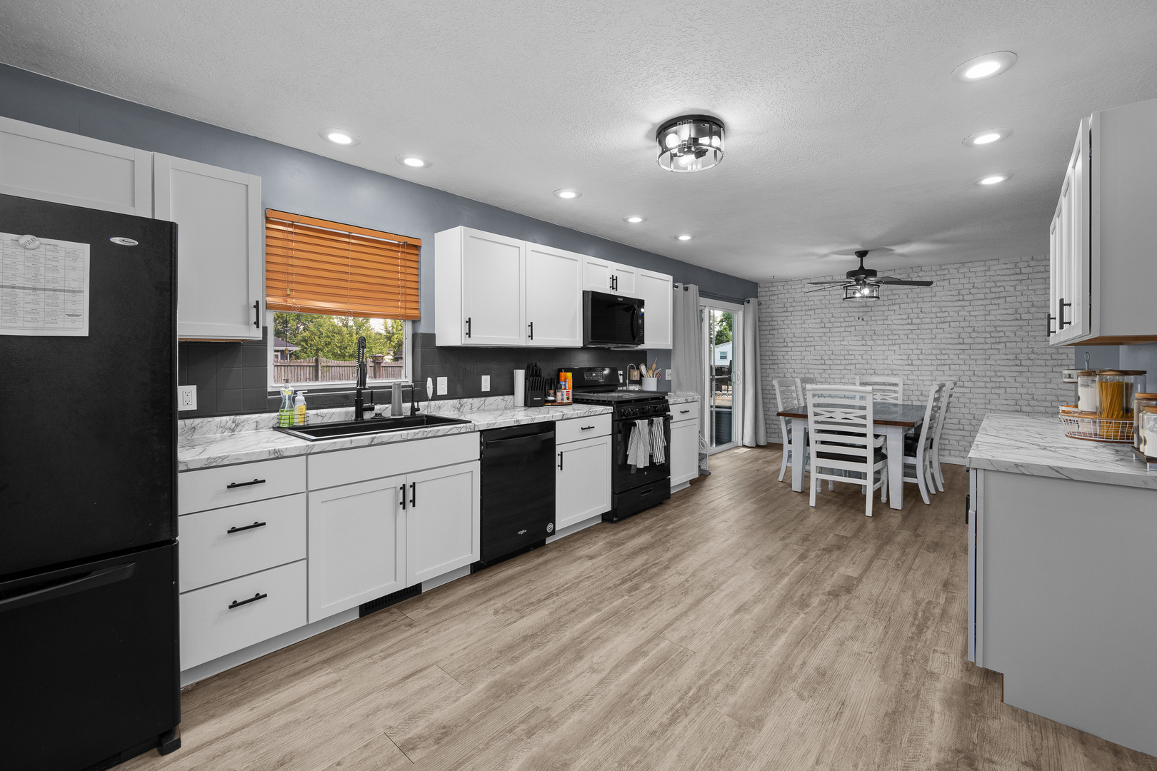 322 Sullivan Drive Colona, IL 61241 - Photo 12 of 33
