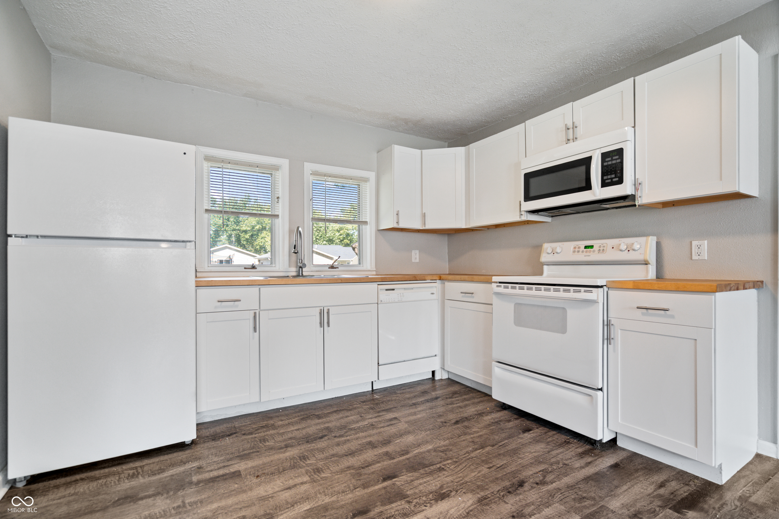 3230 Fisher Road Indianapolis, IN 46239 - Photo 11 of 31 Gallery Image 11