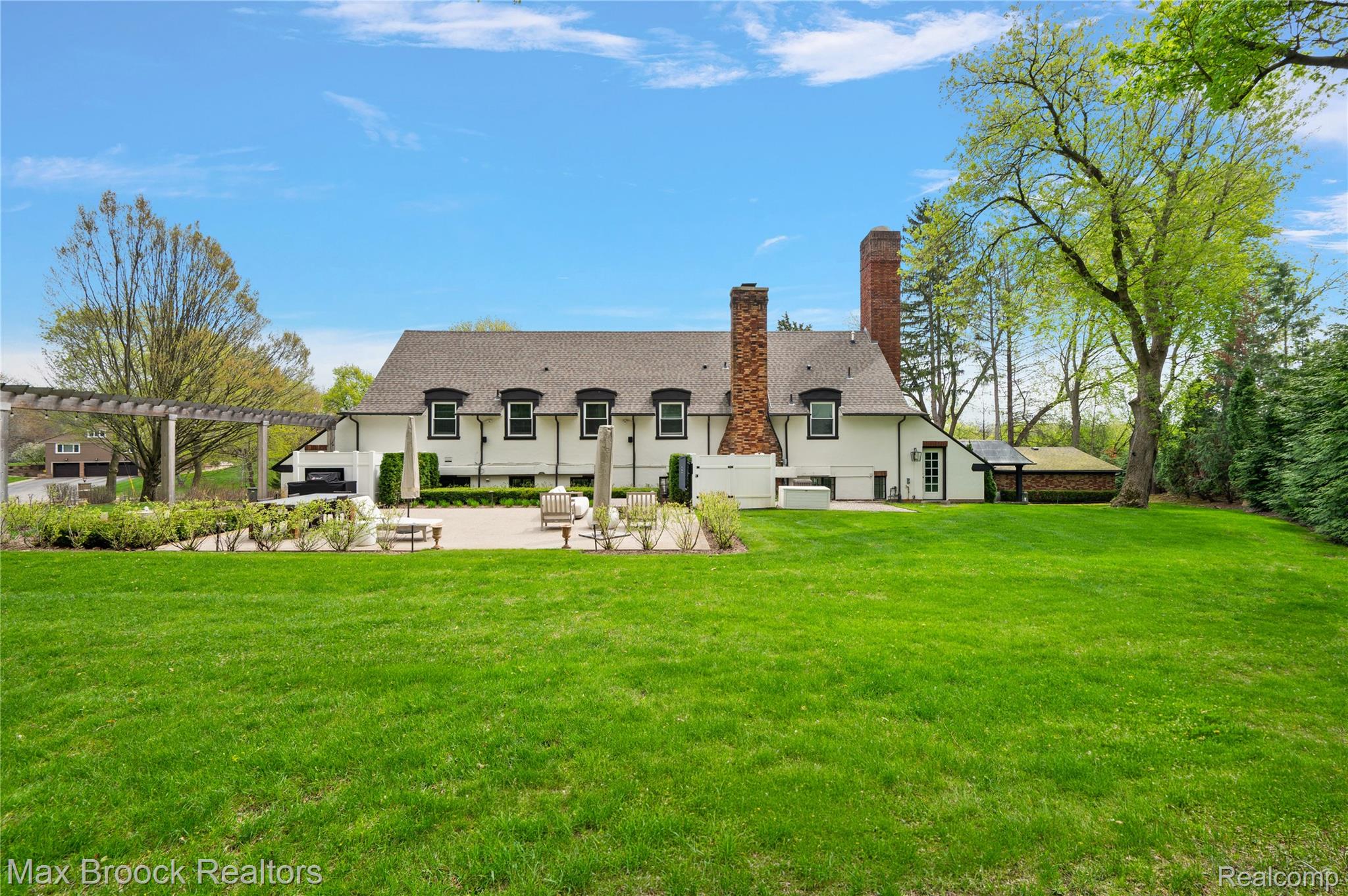 1583 Clarendon Road Bloomfield Hills, MI 48302 - Photo 66 of 73 1583 Clarendon Rd-17.jpg
