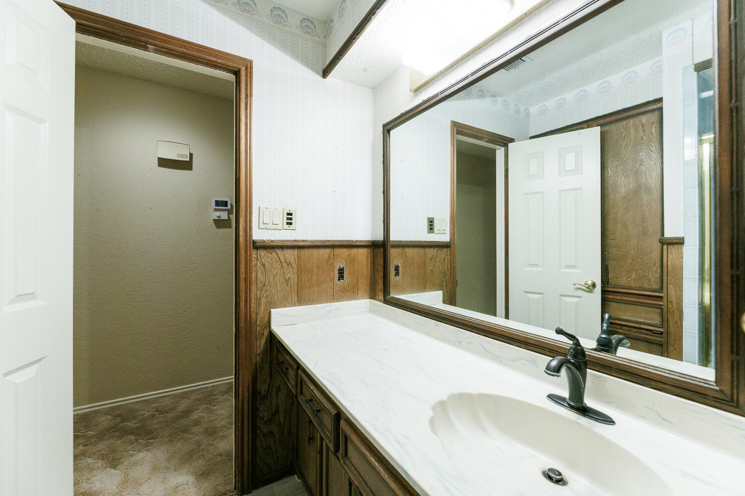 4419 79th Street Lubbock, TX 79424 - Photo 38 of 47 Second Bathroom