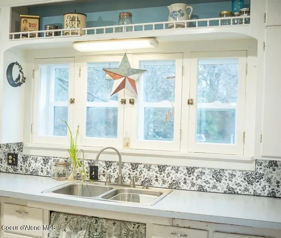 $299,000 | 27232 East Schoolhouse Loop, Cataldo, ID 83810