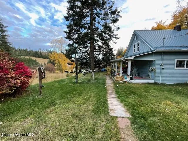 $299,000 | 27232 East Schoolhouse Loop, Cataldo, ID 83810