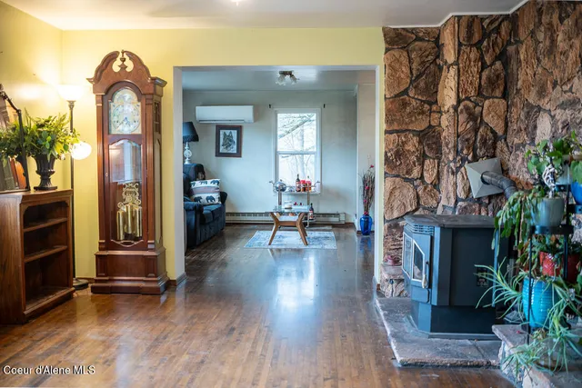 $299,000 | 27232 East Schoolhouse Loop, Cataldo, ID 83810