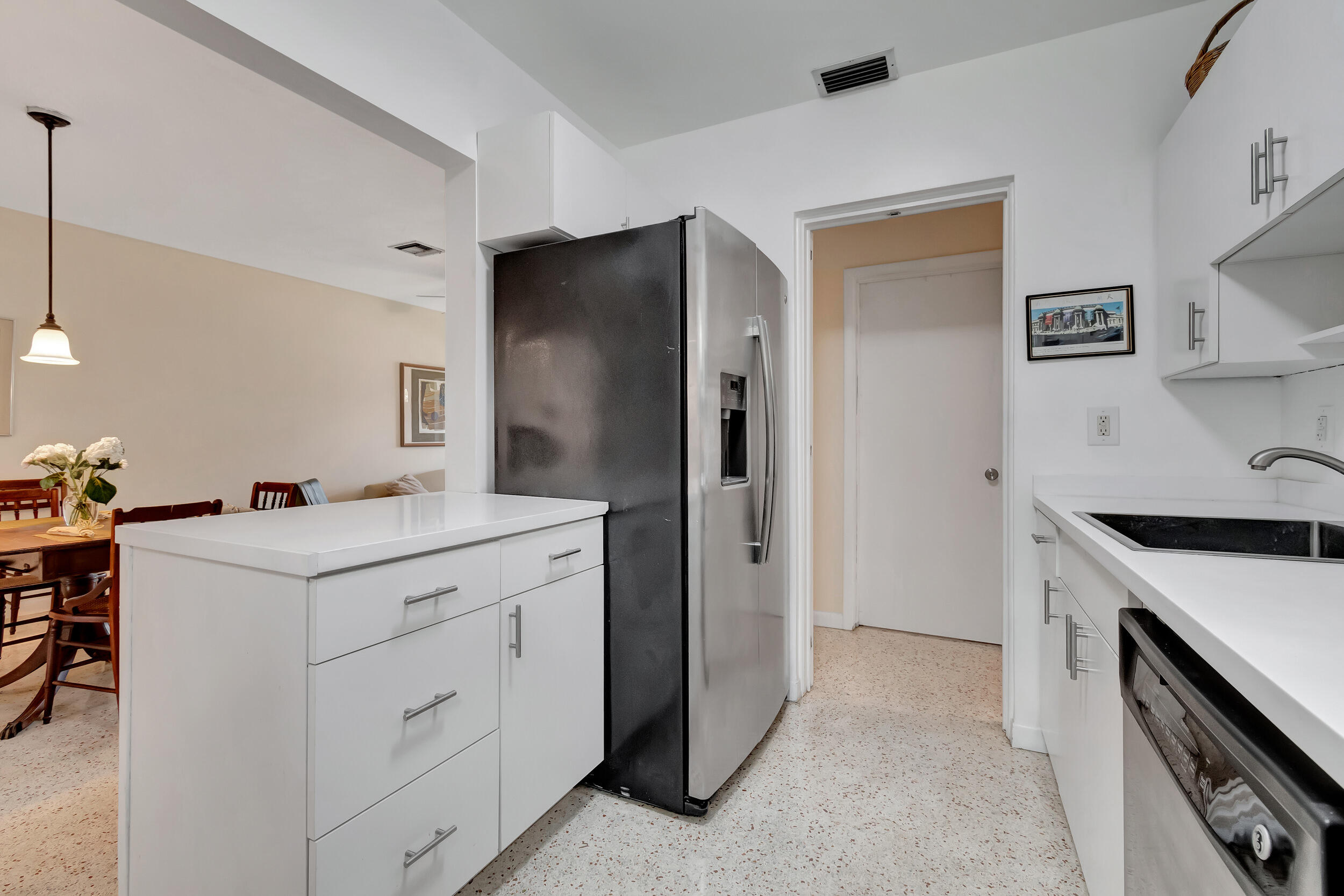 234 Northeast 20th Street Delray Beach, FL 33444 - Photo 17 of 39 40_dsc_8578