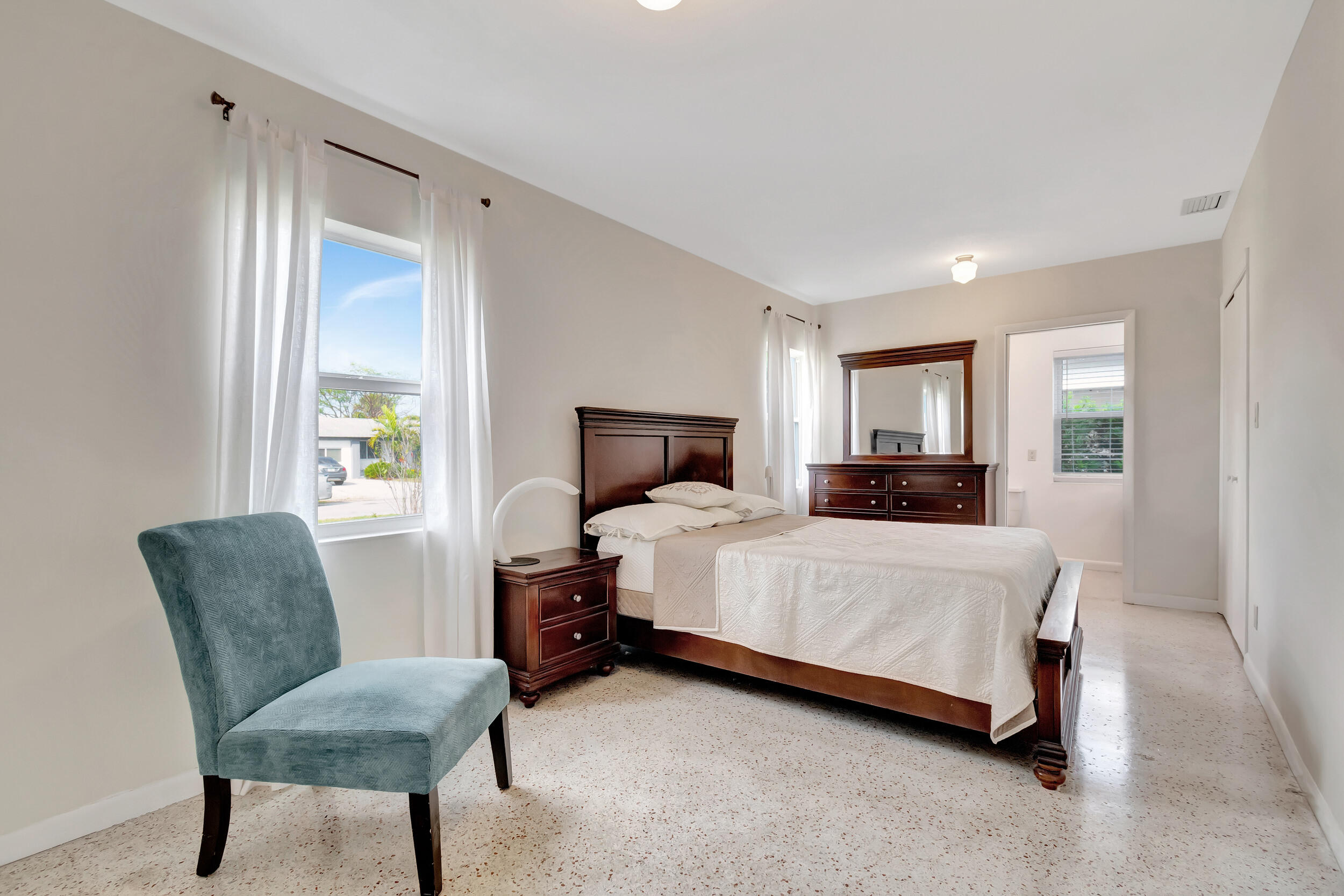 234 Northeast 20th Street Delray Beach, FL 33444 - Photo 19 of 39 44_dsc_8603