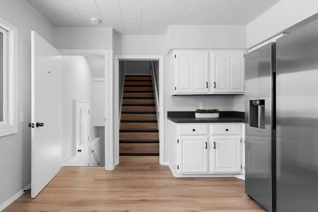 $269,900 | 907 West Oklahoma Street, Appleton, WI 54914