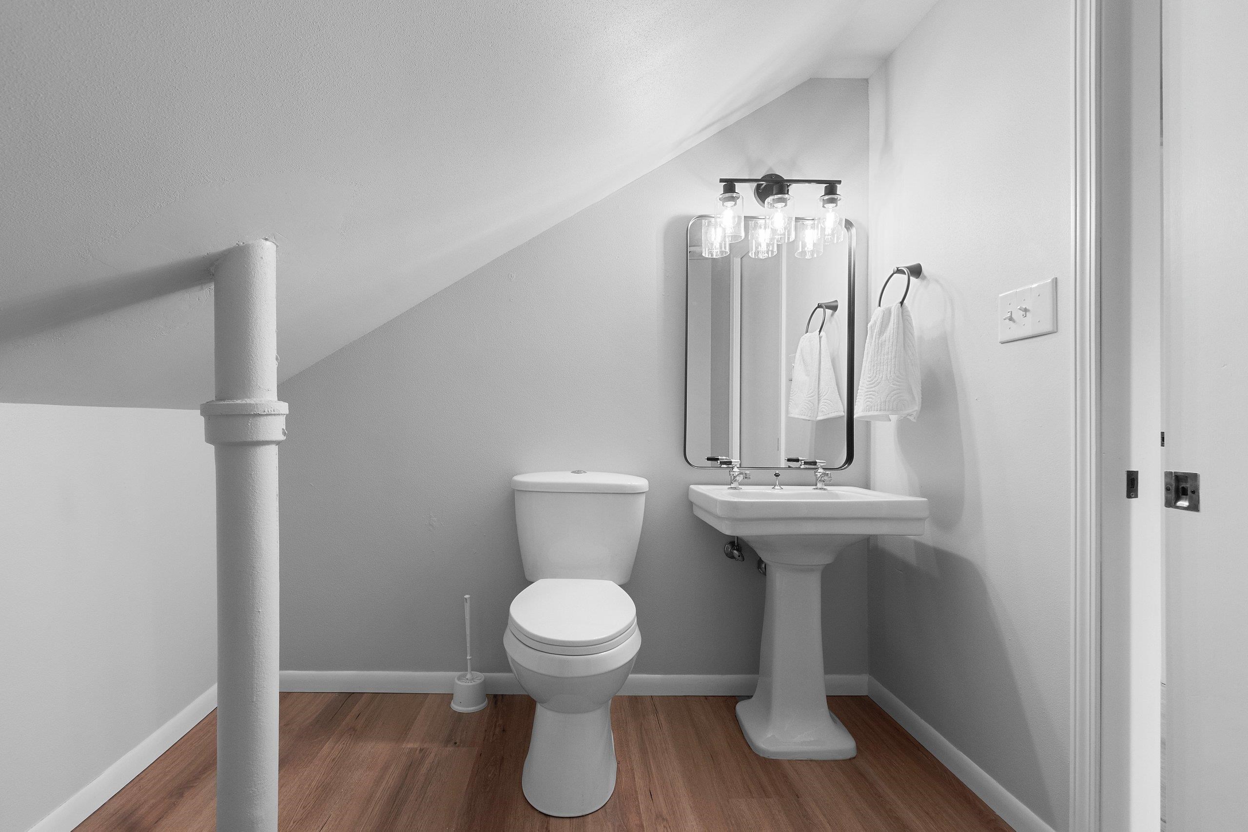 907 West Oklahoma Street Appleton, WI 54914 - Photo 20 of 40