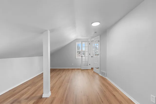 $269,900 | 907 West Oklahoma Street, Appleton, WI 54914