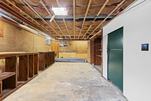 $269,900 | 907 West Oklahoma Street, Appleton, WI 54914