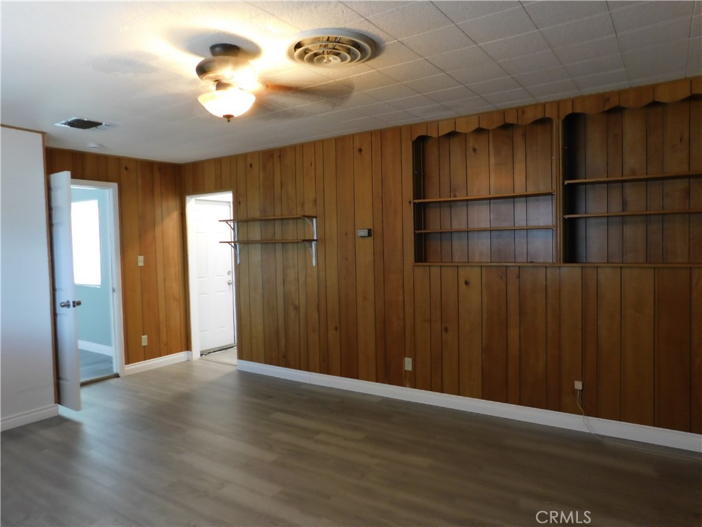 332 West Perdew Avenue Ridgecrest, CA 93555 - Photo 13 of 58 Gallery Image 13