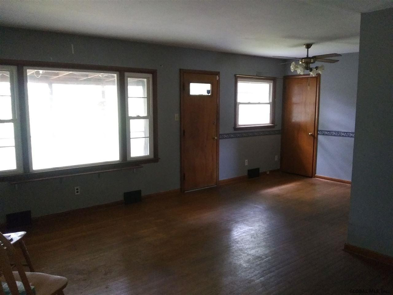 26 Friar Tuck Road Albany, NY 12203 - Photo 6 of 19 Photo 6