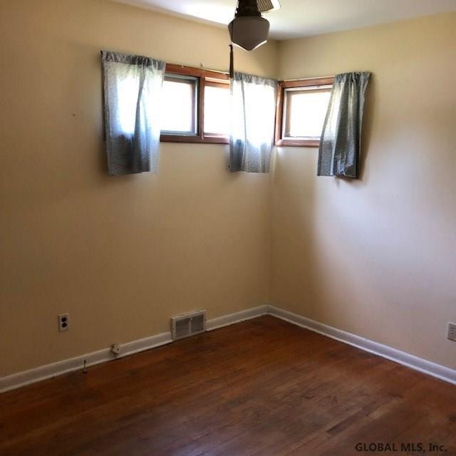 26 Friar Tuck Road Albany, NY 12203 - Photo 9 of 19 Photo 9