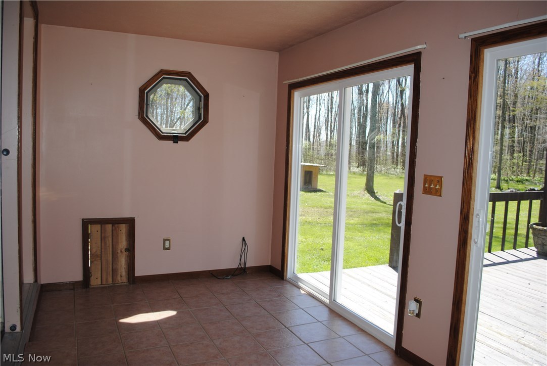 8561 North State Line Road Kinsman, OH 44428 - Photo 23 of 32