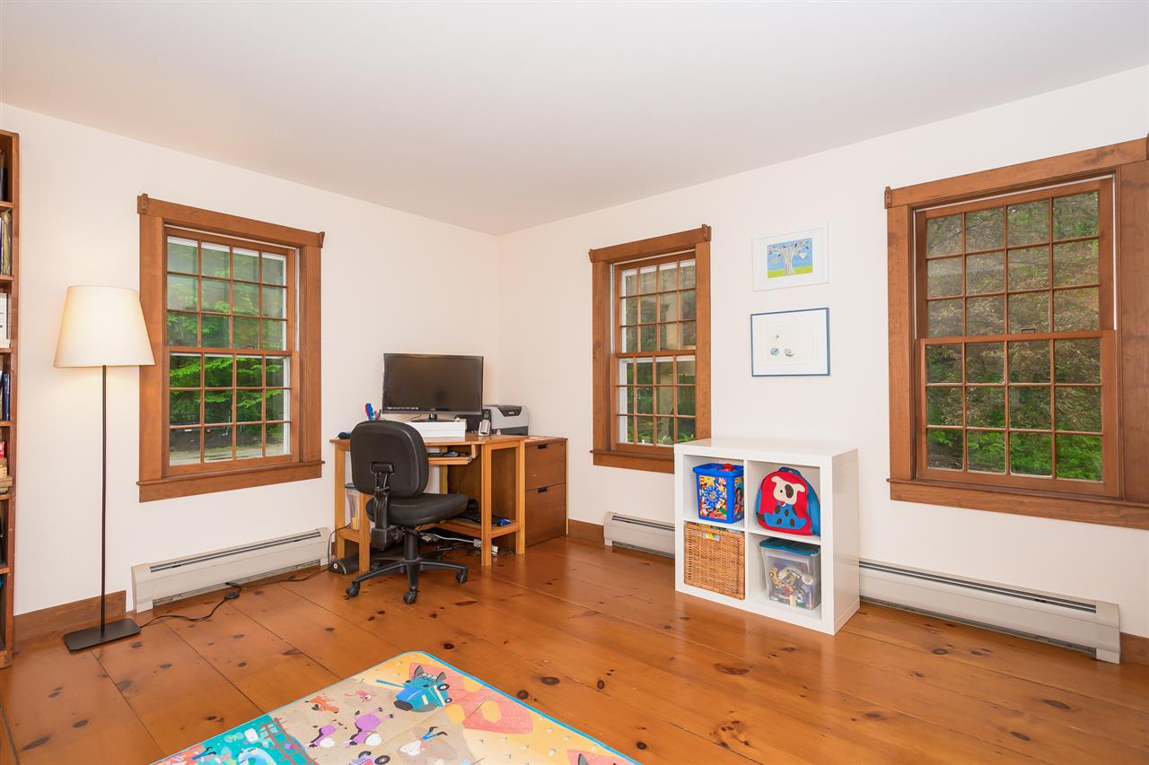 963 Broad Cove Road Hopkinton, NH 03229 - Photo 19 of 31 Gallery Image 19