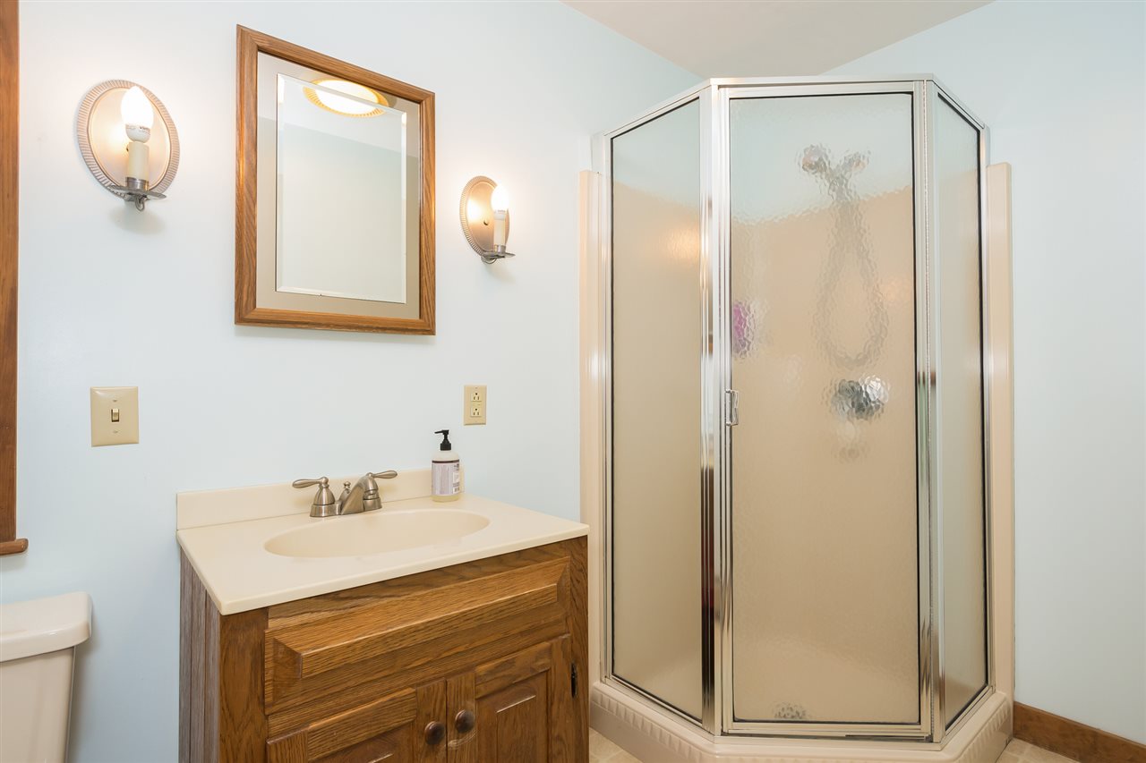 963 Broad Cove Road Hopkinton, NH 03229 - Photo 21 of 31 Gallery Image 21