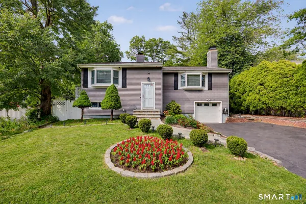 $785,000 | 4 Mark Drive, Norwalk, CT 06851