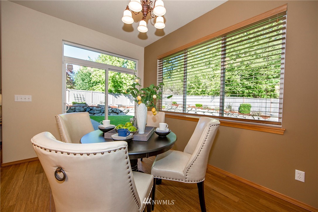 252 Quincy Avenue Northeast Renton, WA 98059 - Photo 7 of 21